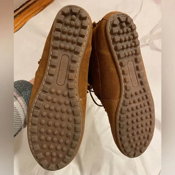 Minnetonka for J. Crew Double Fringe Suede Fur Lined Ankle Boots - Picture 8 of 13